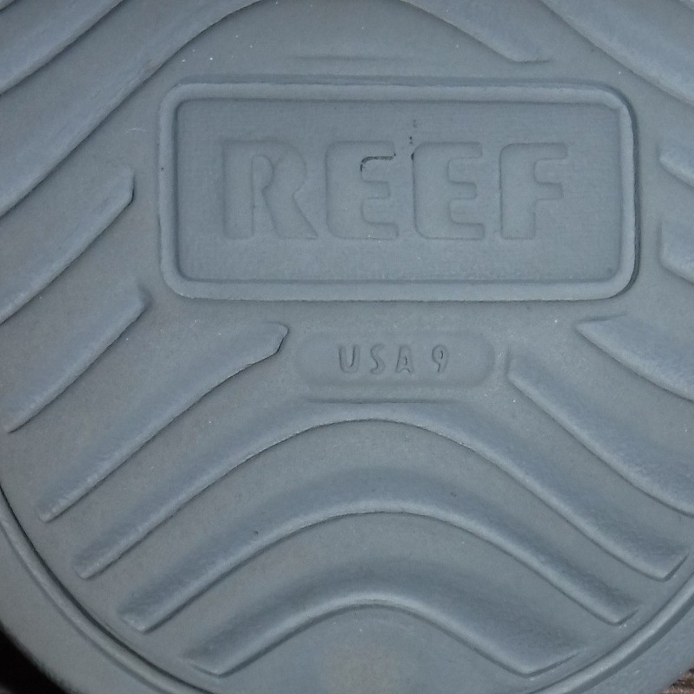 Reef Men's Gray Flip Flops Sandals USA 9 Beach Pool Casual Summer Shoes - Picture 5 of 8
